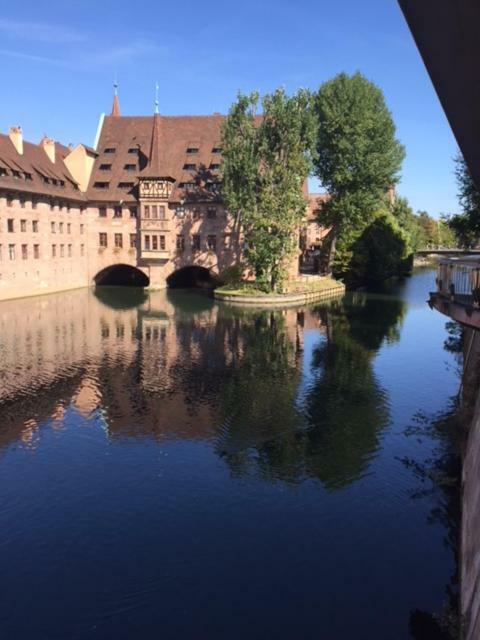 Apartment Centrum Im Gruenen Nuremberg Luaran gambar